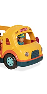 toy school bus, bus, lights, sounds, figures, characters, interactive, play, toddlers, kids 