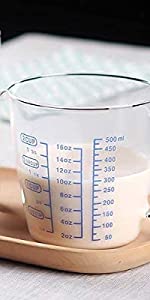 Glass Measuring Cup with Handle