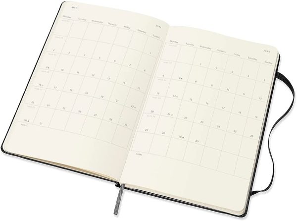 Moleskine 2022 Weekly Horizontal Hard Cover Diary, Large, Black - Image 5