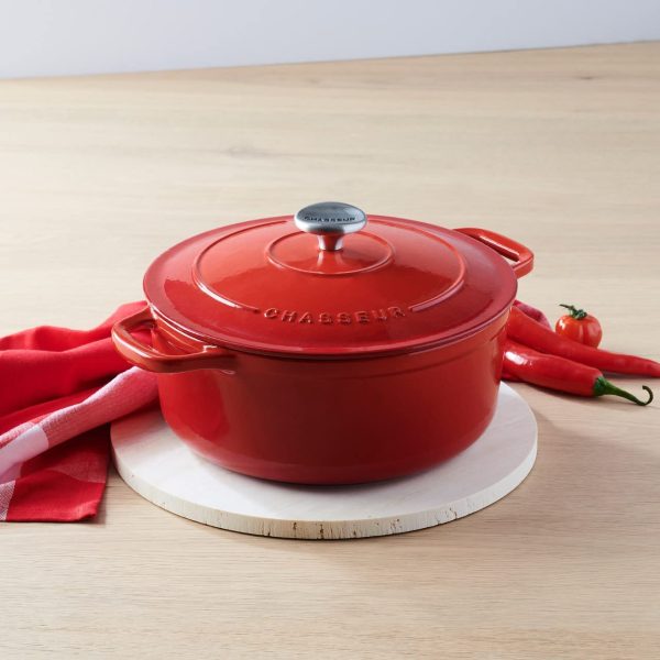 Round Cast Iron French Oven/Casserole, 24 cm / 4 Litre Capacity, Inferno Red - Made in France