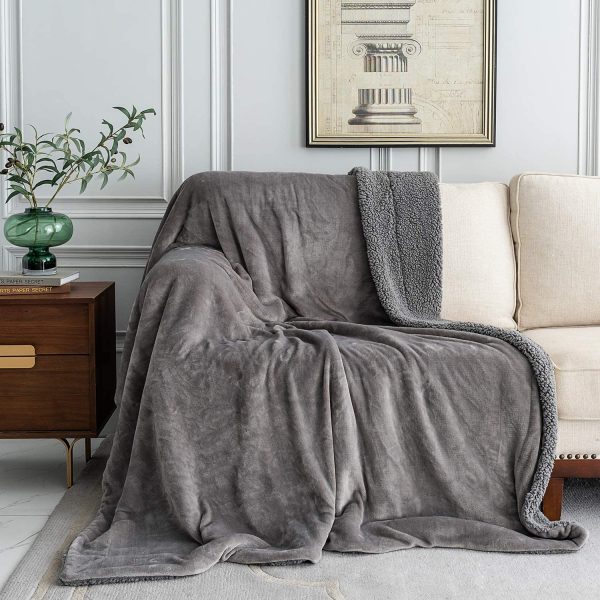 Sherpa Fleece Throw Blanket, Double-Sided Super Soft Reversible Bed and Couch Blanket, Warm and Lightweight Home Decoration Blanket, Grey for Single Size 130 x 150cm - Image 4